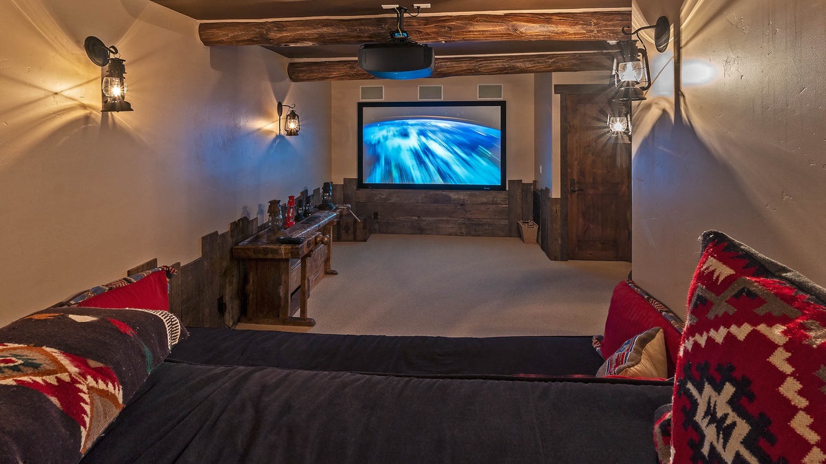 Thing To Do Theater Room