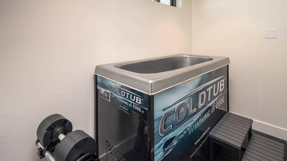 Raptor Ridge Featuring a Cold Plunge, Luxury Vacation Rental in Steamboat Springs