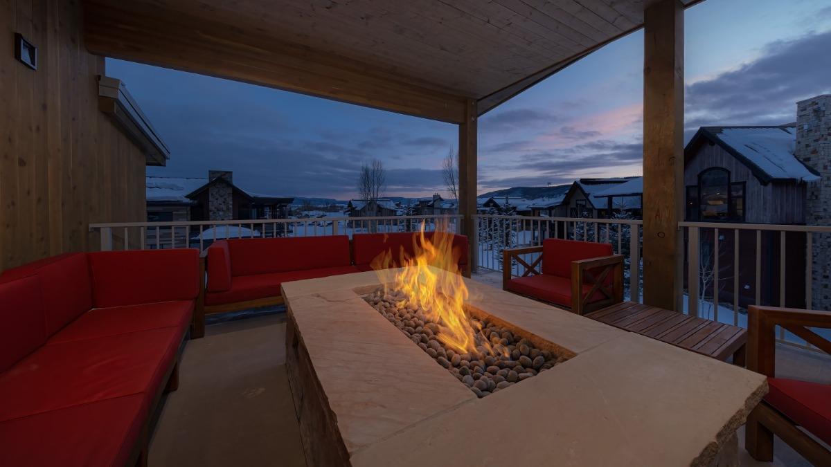 Dala Horse Lodge Private Firepit