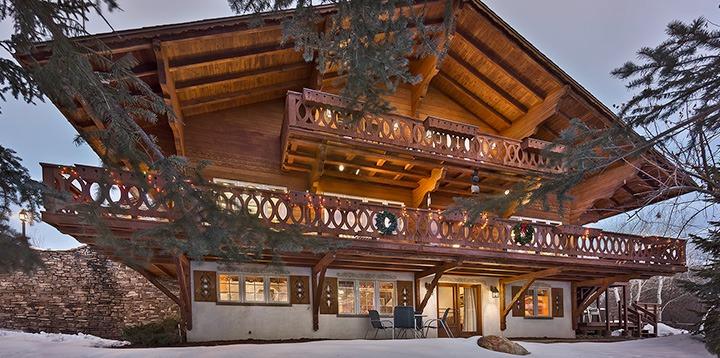 Top 10 Luxurious Ski Homes